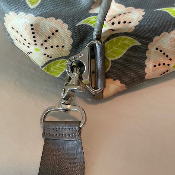 Petunia Pickle Bottom Abundance Boxy Backpack Convertible Diaper Bag - Picture 9 of 13